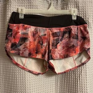 EUC Size 6 Lululemon Speed Up Short 2.5"